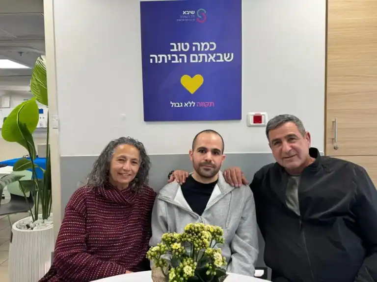 מטה משפחות החטופים