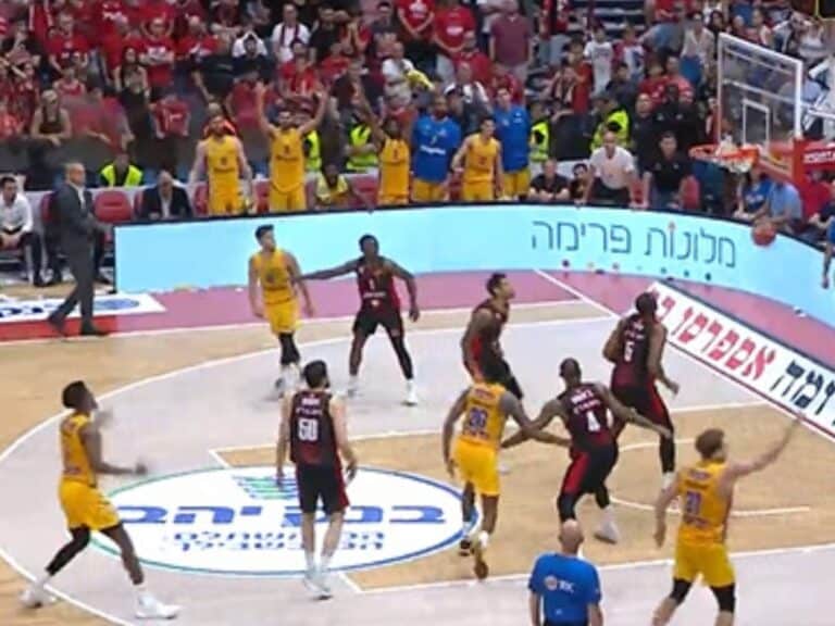 Basketball playoff between Maccabi Tel Aviv and Hapoel Jerusalem, with intense action and crowd tension