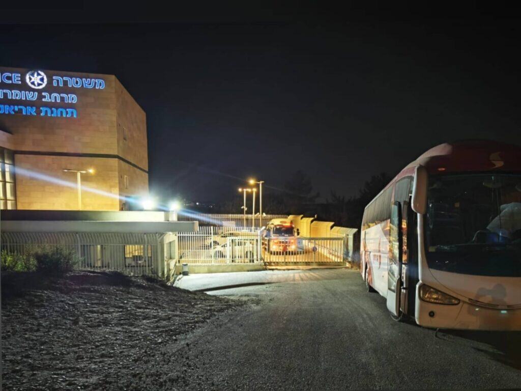 Seized bus in Beit Hanina, Jerusalem – confiscated under new IDF order am
