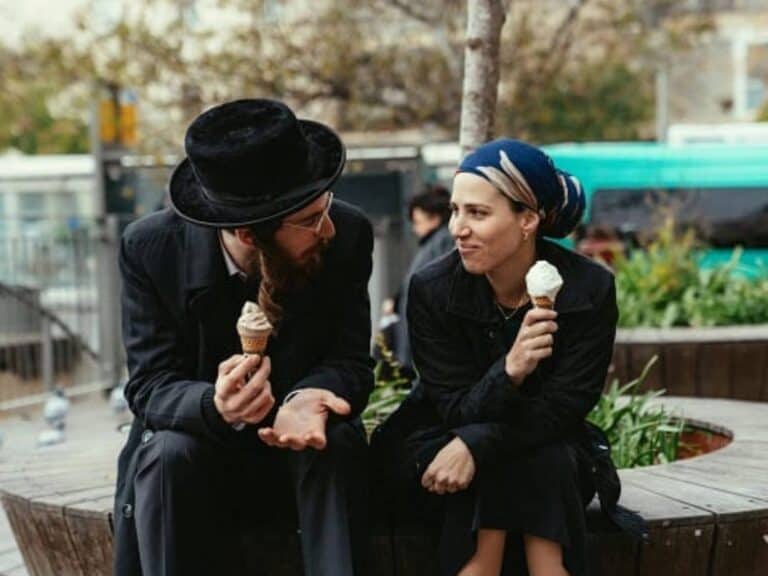 Students from Bezalel and Musrara prepare their debut art shows in central Jerusalem
