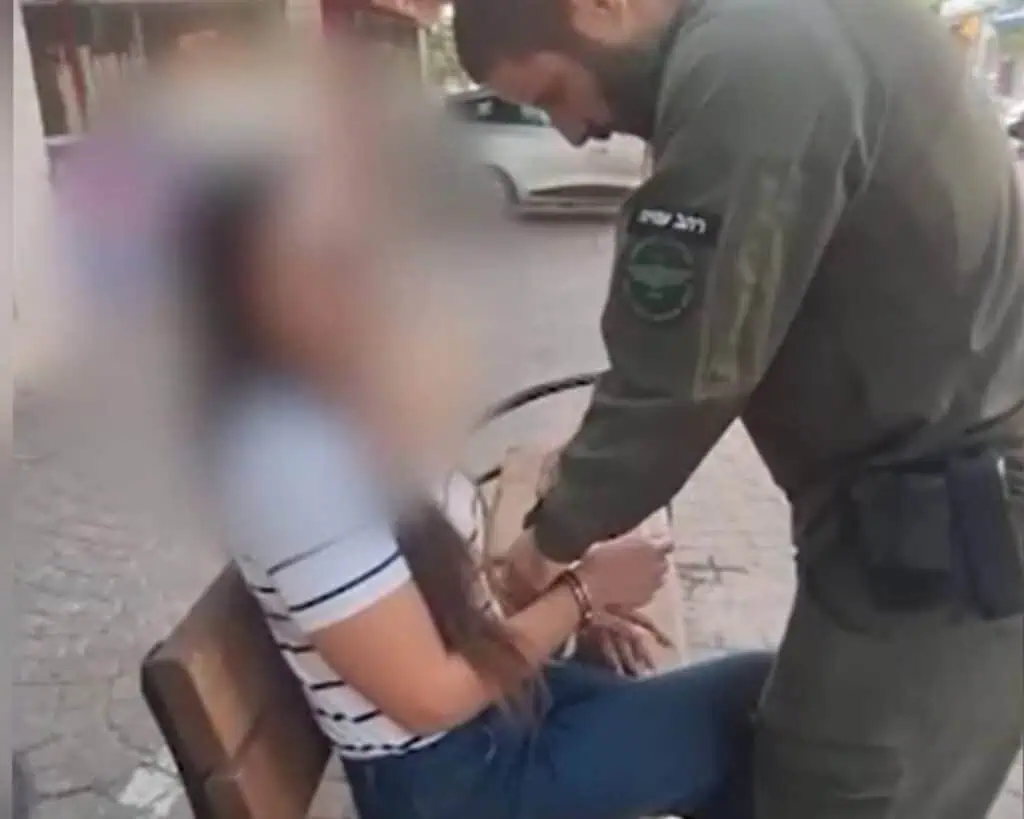 Polis menahan suspek utama dalam kes penipuan "Money Taxi" – menimbulkan kebimbangan bahawa penipuan warga emas serupa boleh berlaku di Baitulmaqdis