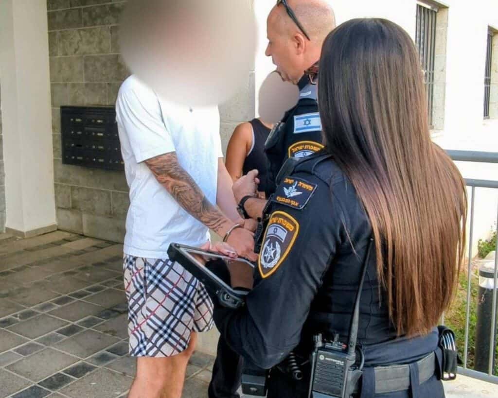 Jerusalem District Police arrest young man in Abu Ghosh after mosque desecration footage