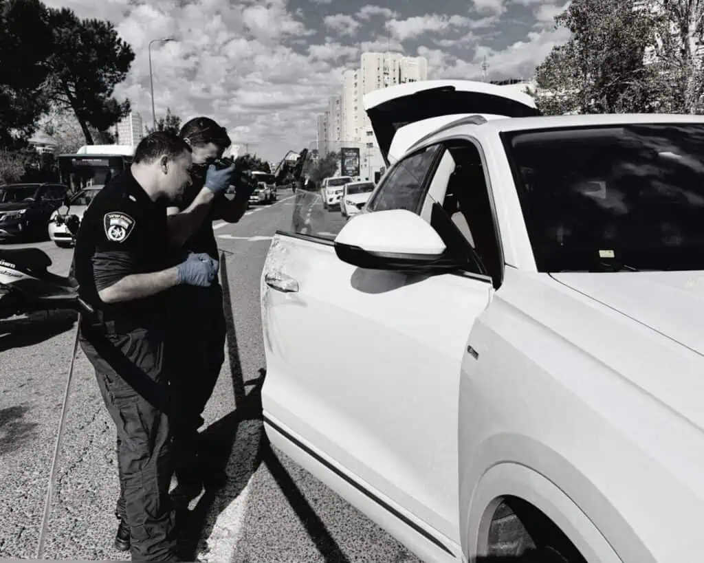 Dokumentasi lokasi rompakan bersenjata di Holyland Jerusalem pada 2024